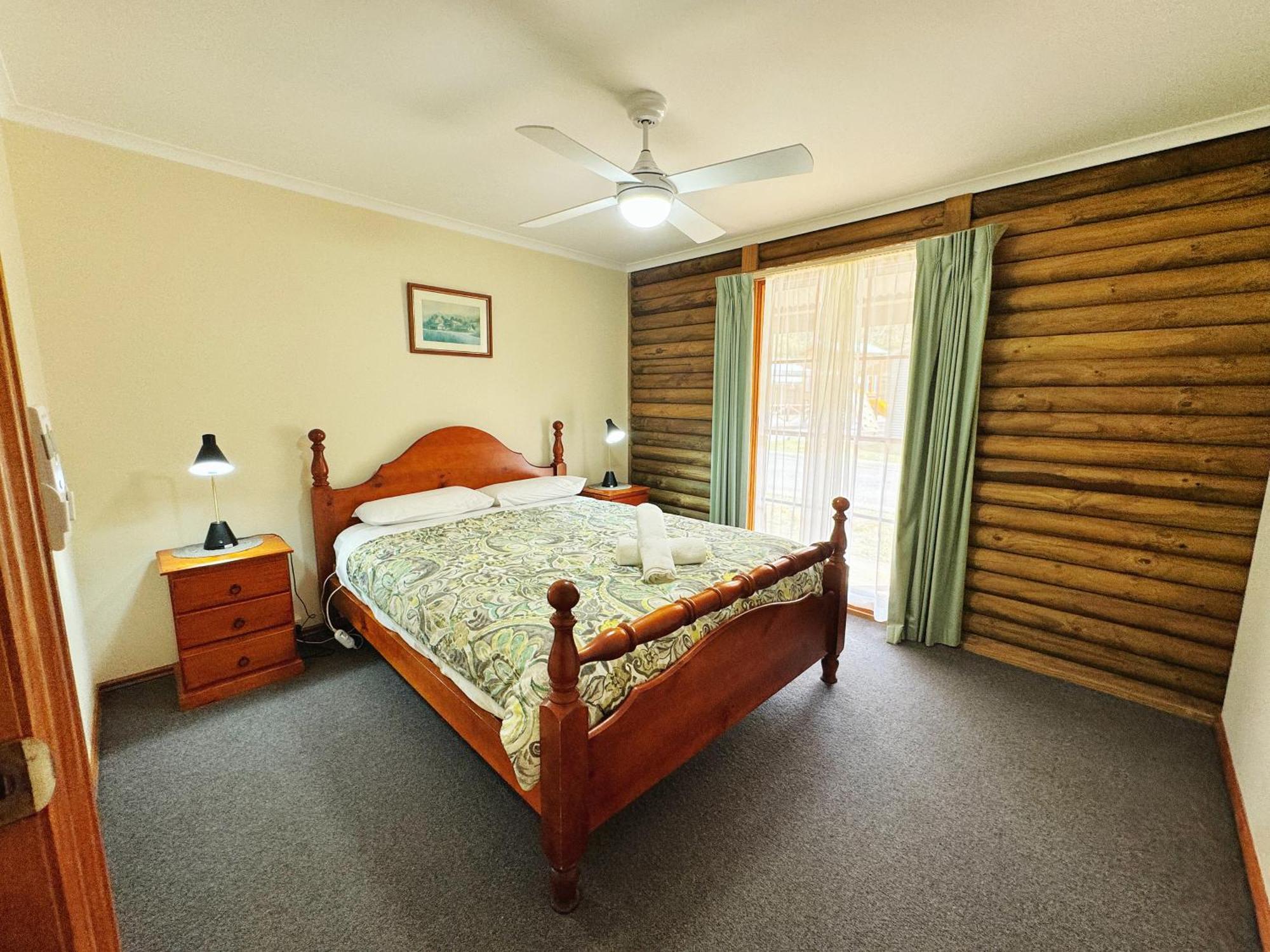 Halls Gap Log Cabins מראה חיצוני תמונה