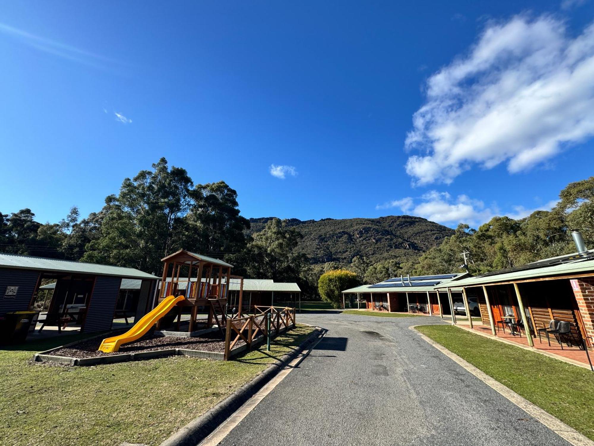 Halls Gap Log Cabins מראה חיצוני תמונה